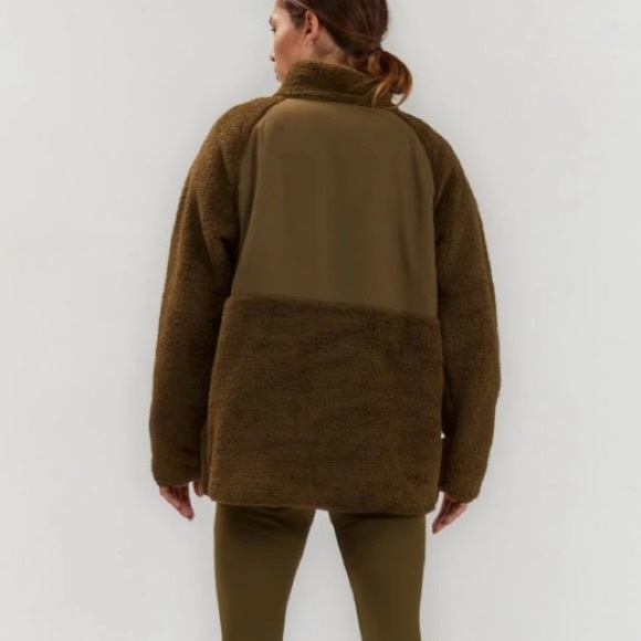 Girlfriend Collective Everyone Half-Zip Fleece - Picture 2 of 9